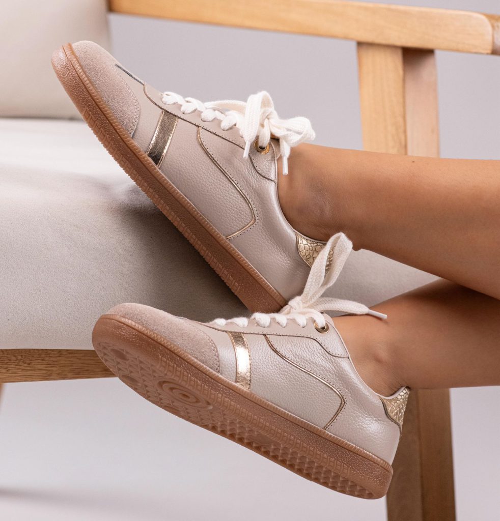 Tenis