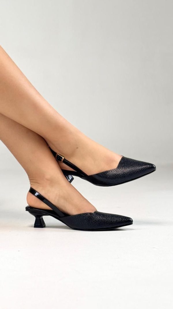 MULES CAMELIA