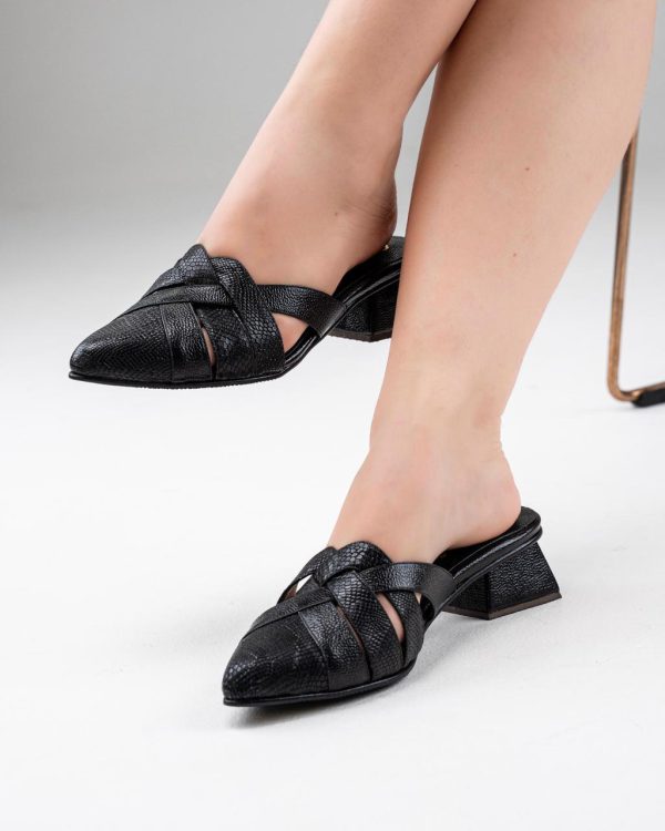 MULES MONIQUE