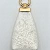 Portabilletera de cuero blanco con cremallera y anilla
