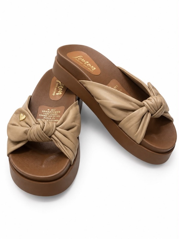 CANOAS MOÑO Canoas Moño para mujer en negro, capuchino, blanco, dorado y avellana